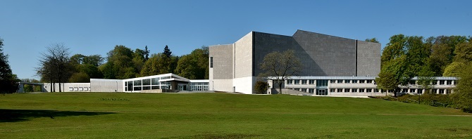 Das Sharoun-Theater Wolfsburg; Foto: Lars Landmann