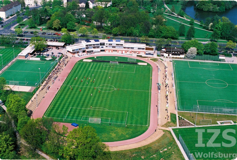 Luftaufnahme eines Sportplatzes