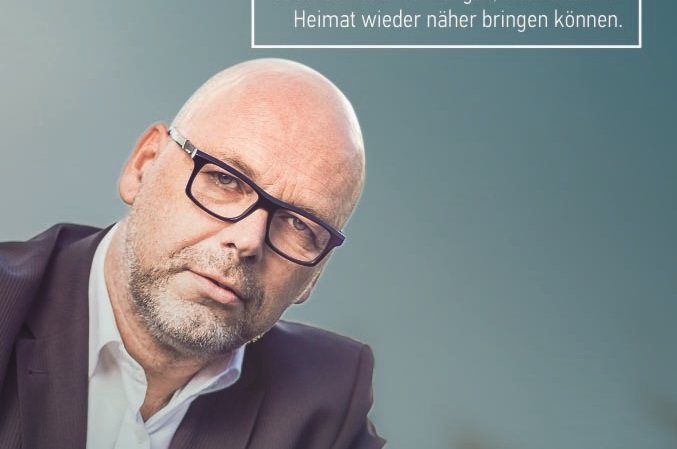Plakatmotiv zur Wohnbauoffensive: Michael fragt - Wolfsburg ist meine Heimat. Warum ist sie dann über 40 Fahrzeit entfernt?