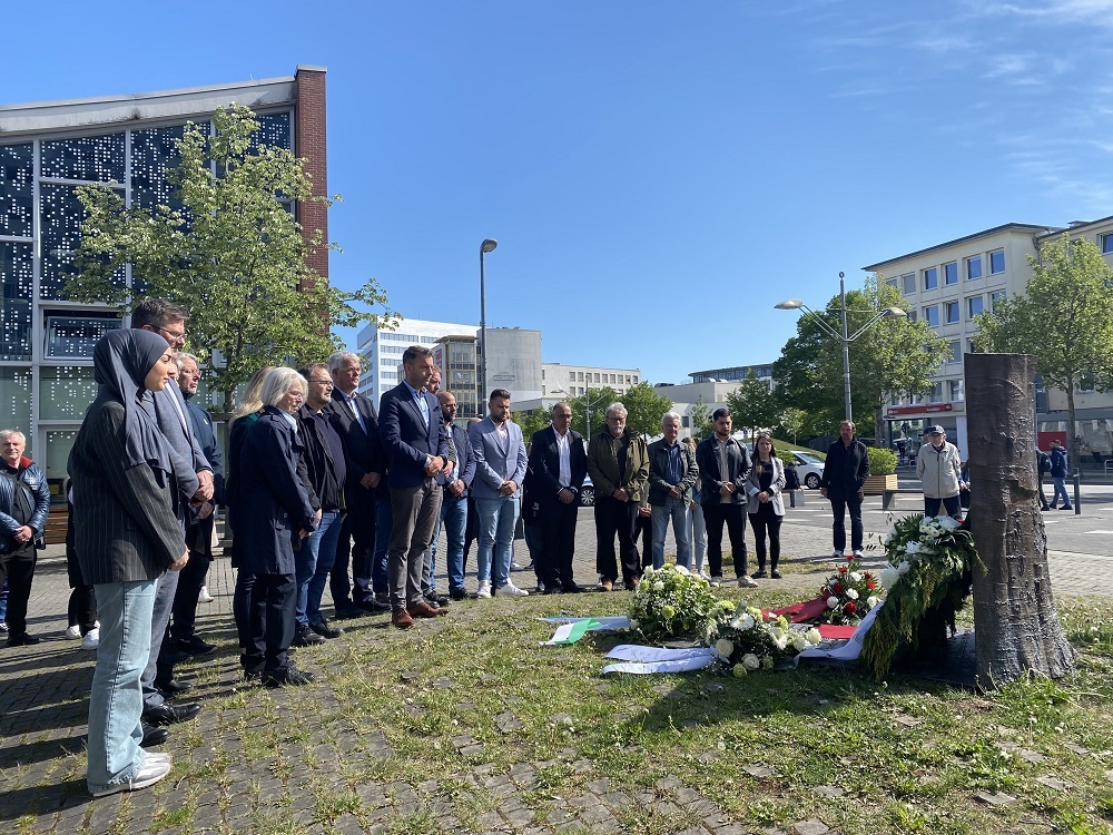 Kränze niedergelegt - Stadt gedachte dem Tag der Befreiung am 8. Mai Foto: Stadt Wolfsburg