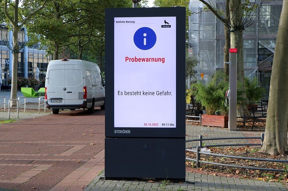 City Screen mit der Aufschrift "Probewarnung"