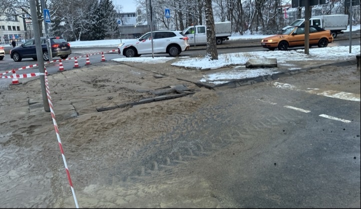 Zum Artikel über den Wasserrohrbruch in der Siemensstraße