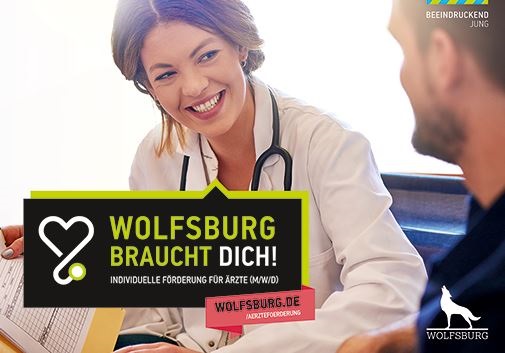 Campaign motif with the inscription "Wolfsburg needs you! - Doctor talking to a patient