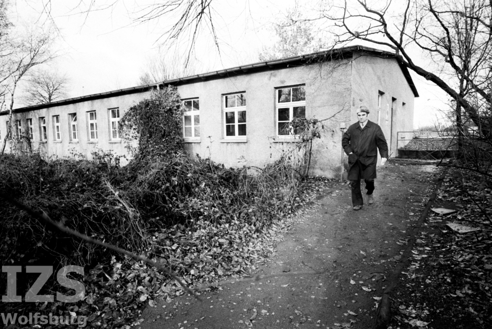 Baracke am Walter-Flex-Weg, Foto: Renate Reichelt / IZS, Stadt Wolfsburg, 1975