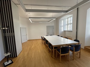 Tagungsraum 3a und 3b mit geöffneter Trennwand im Schloss Wolfsburg