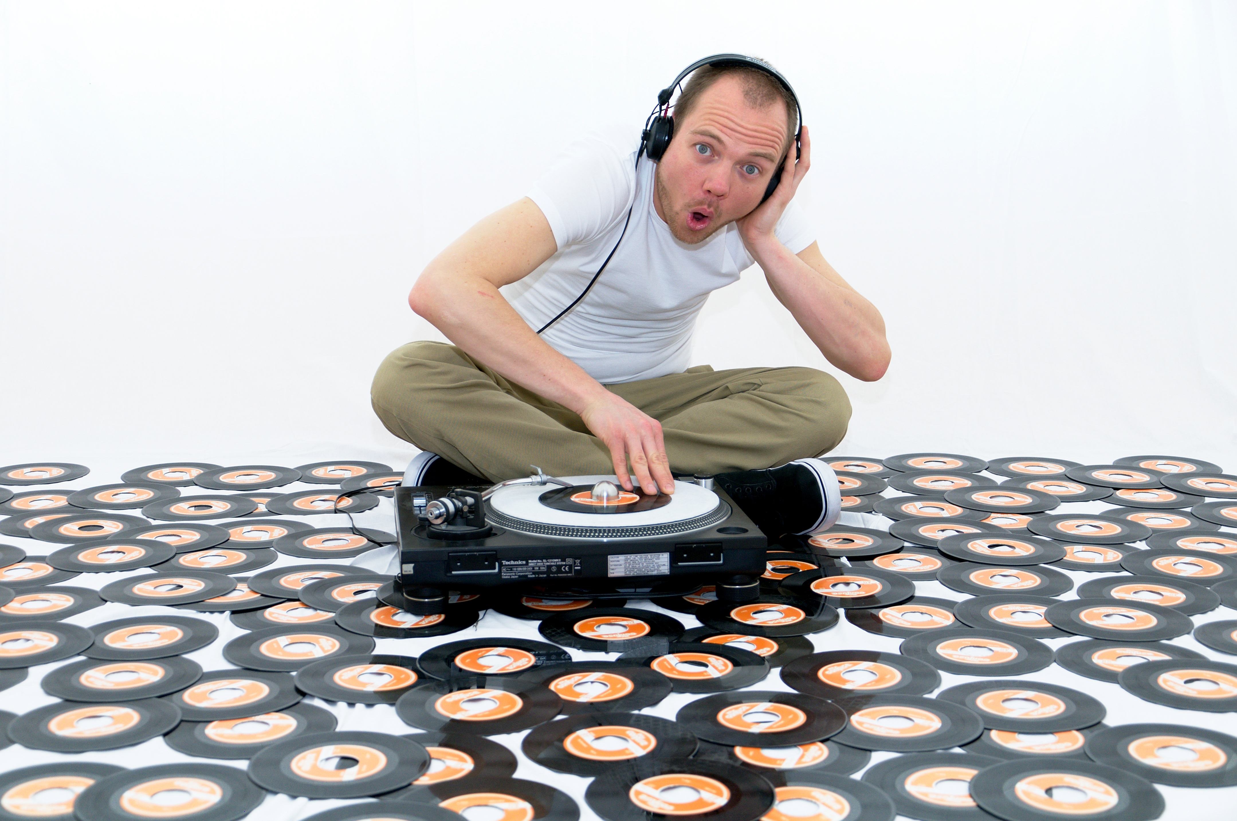 Pending Translation: DJ Mr. Confuse; Foto: DJ Mr. Confused