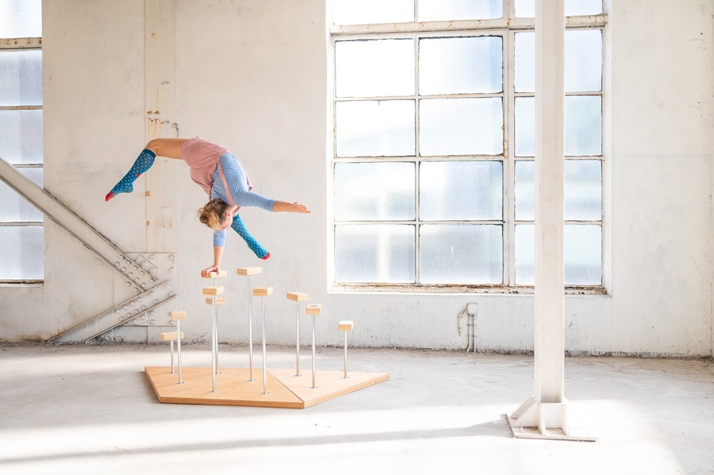 Happy HandstandFreak; Foto: Kira Rabenstein