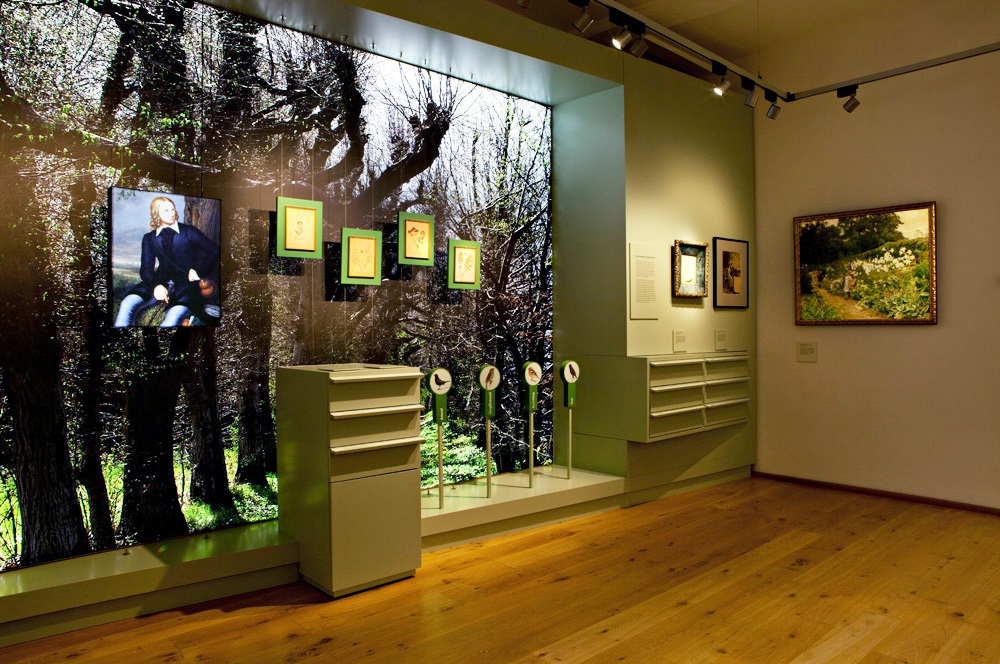 Immerwährender Frühling im Hoffmann-Museum; Foto: Hoffmann-von-Fallersleben-Museum im M2K, Stadt Wolfsburg