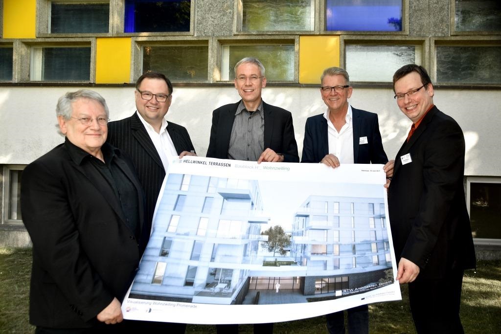 von links: Professor Günter Pfeifer, Alexander Prokoptschuk, Kai-Uwe Hirschheide, Peter Teicher und Daniel Manthey