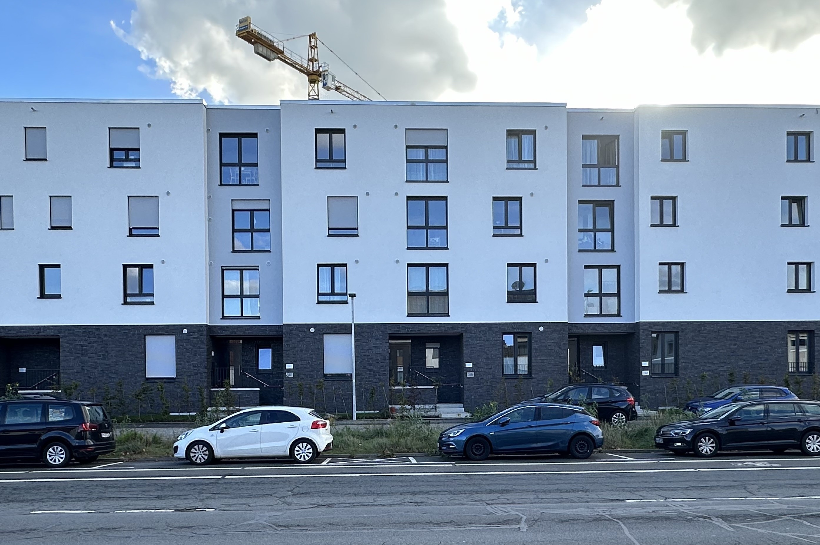 Building site B1 - front view