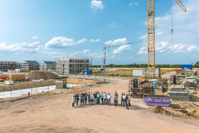 Gruppenbild von der Baustelle im Sonnenkamp