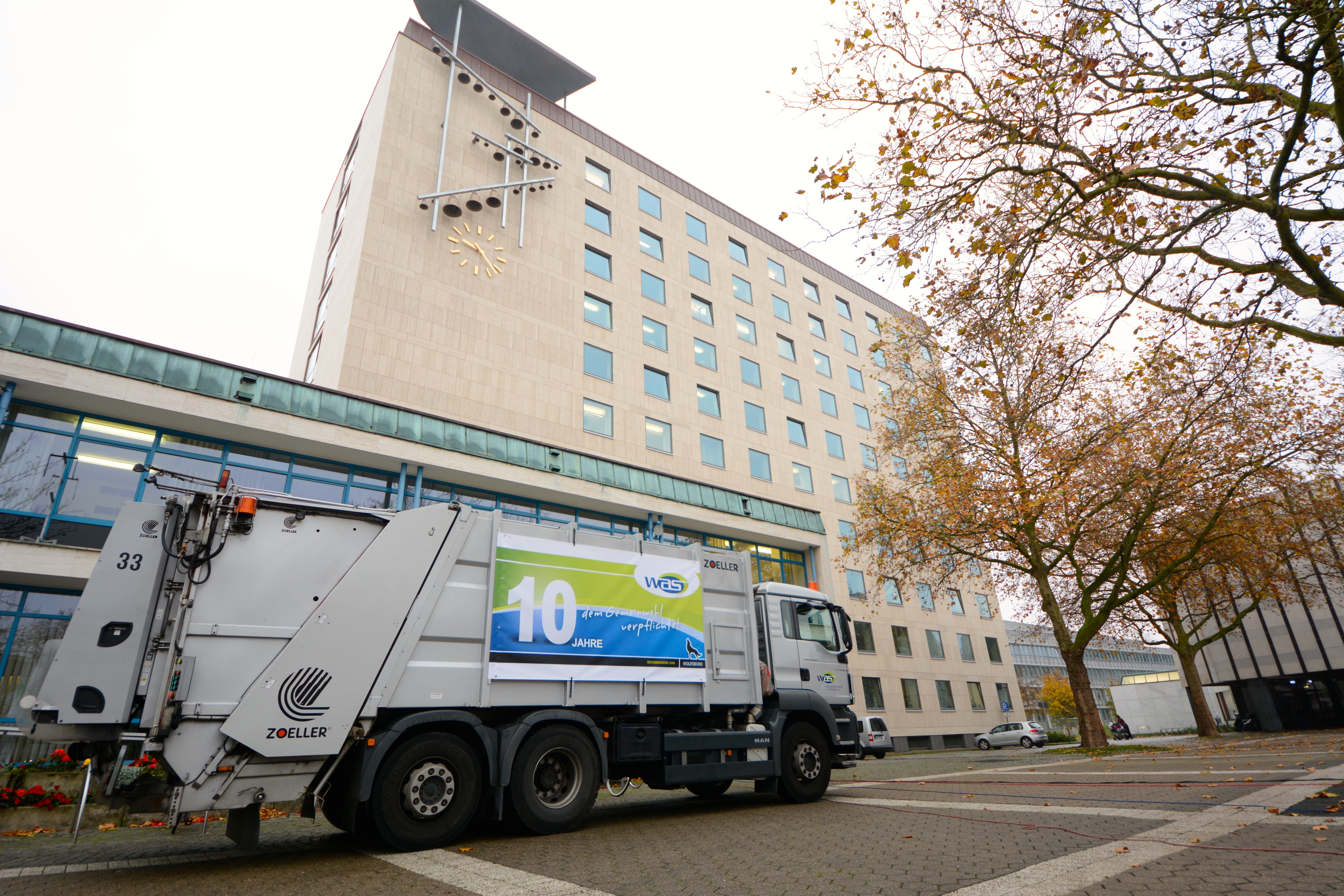 Müllfahrzeug der WAS