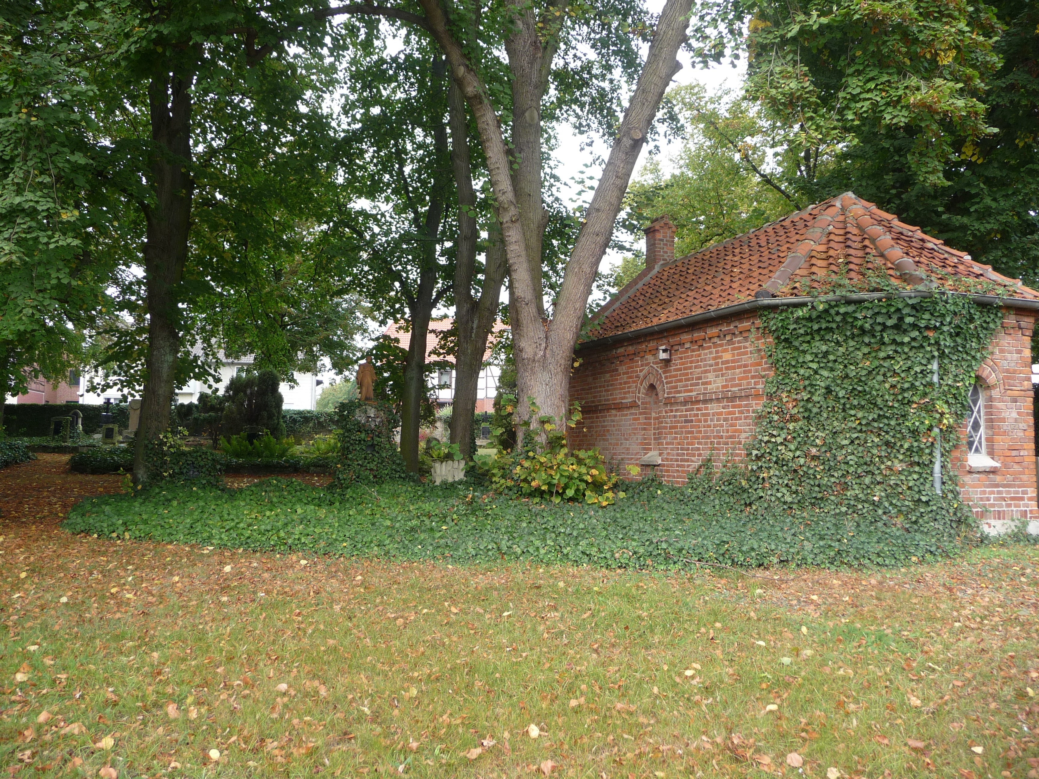 Der Ehmer Friedhof in der Dammstraße