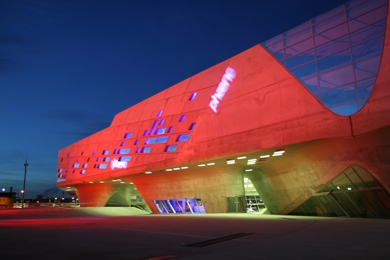 Das Wolfsburger Phaeno bei Nacht