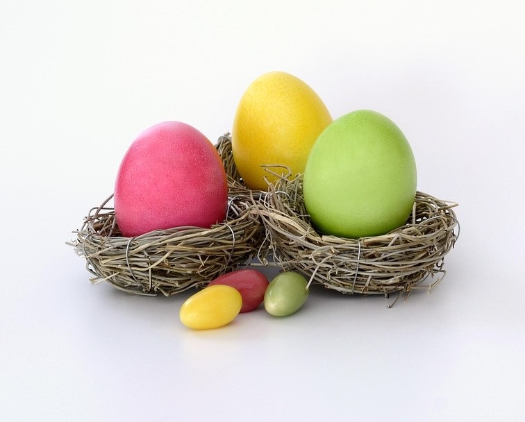 ᠎Pending Translation: Bunte Ostereier