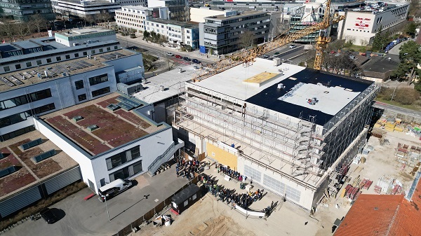 Topping-out ceremony Ratsgymnasium Photo: City of Wolfsburg/Ratsgymnasium