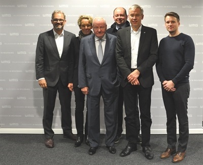 Stadtbaurat Kai-Uwe Hirschheide, Holger Stoye (WMG) und Vertreter der Groth Gruppe
